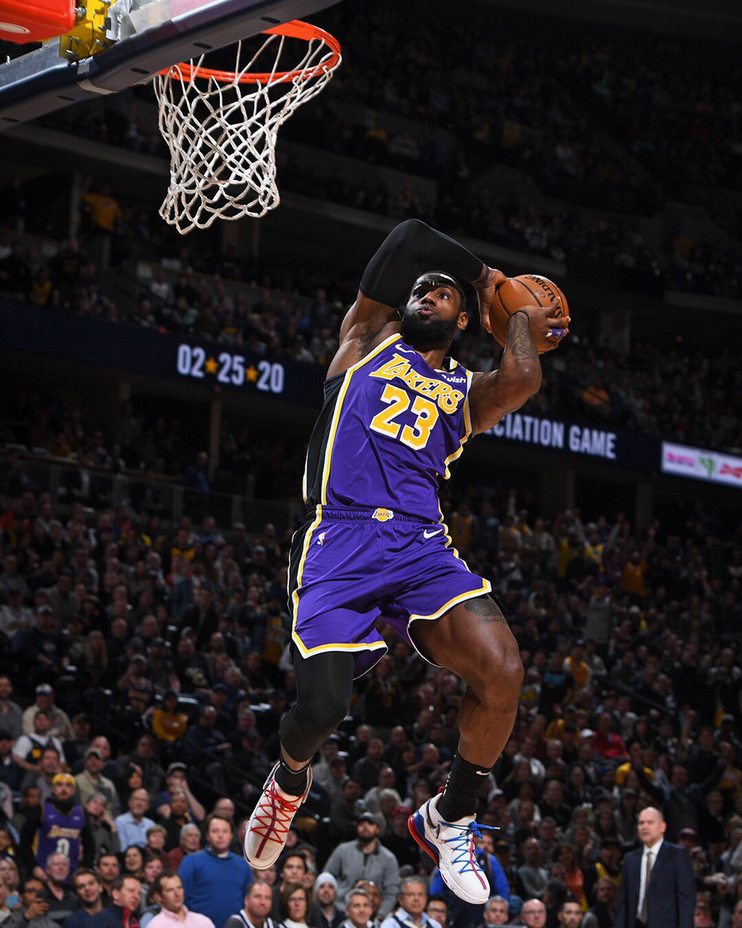 看到他们在 看到他们在