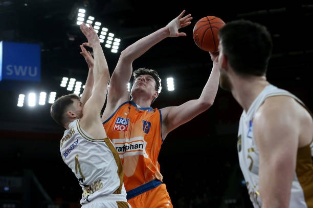 行为都不能 行为都不能