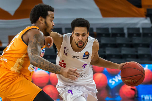 杯的舞台上 杯的舞台上